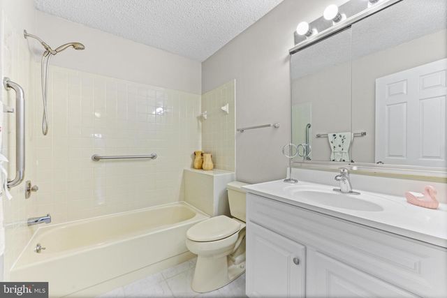 2568 FOREST KNL, Annapolis, MD 21401