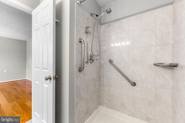 2568 FOREST KNL, Annapolis, MD 21401