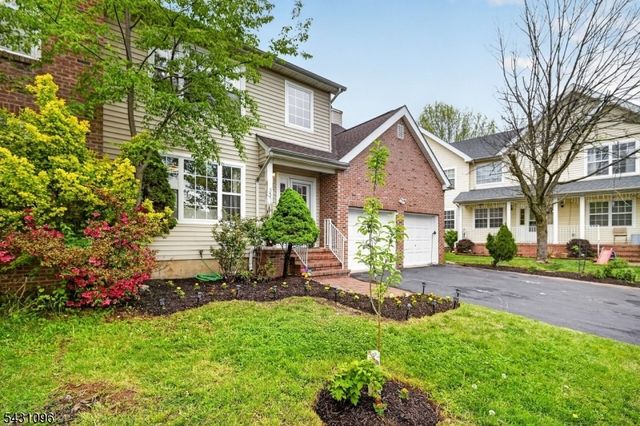 33 Nostrand Rd, Hillsborough Twp., NJ 08844