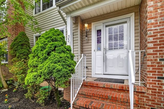 33 Nostrand Rd, Hillsborough Twp., NJ 08844