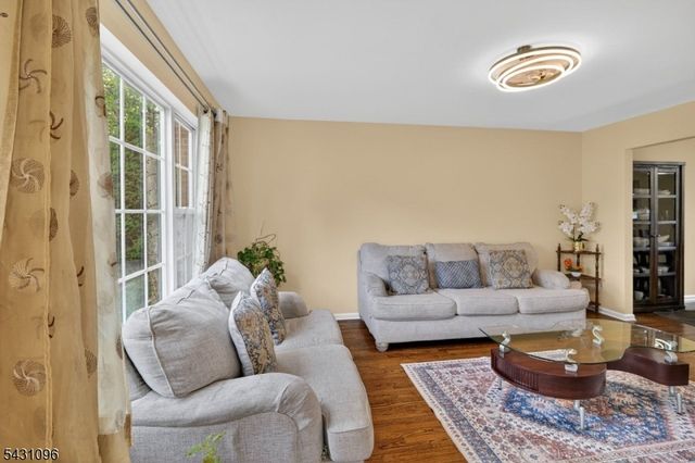 33 Nostrand Rd, Hillsborough Twp., NJ 08844