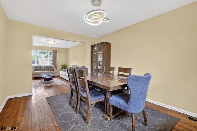 33 Nostrand Rd, Hillsborough Twp., NJ 08844