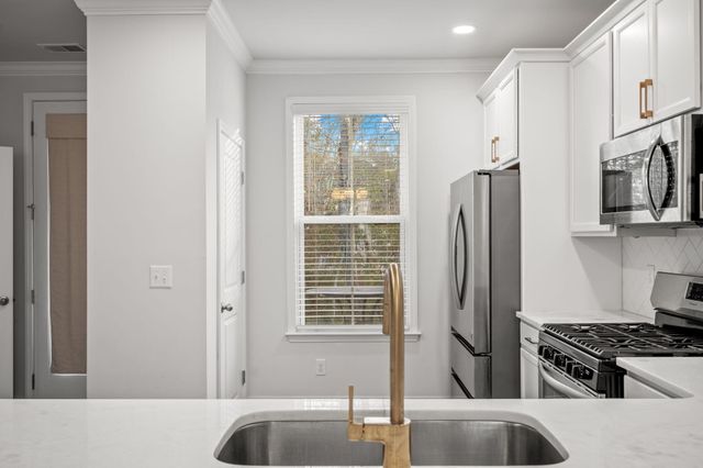 523 Green Fern Drive, Summerville, SC 29483