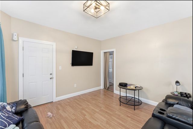 59 Wendell Street, Providence, RI 02909