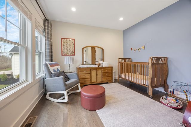 111 Left Field, Manlius, NY 13104