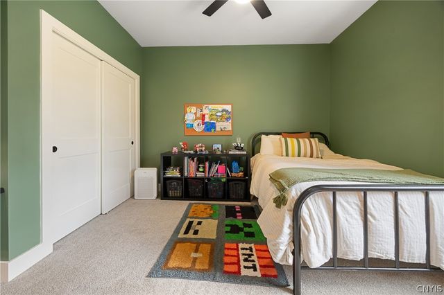 111 Left Field, Manlius, NY 13104