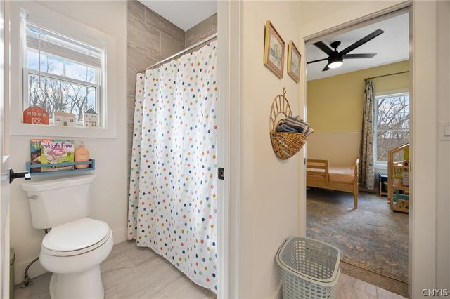 111 Left Field, Manlius, NY 13104