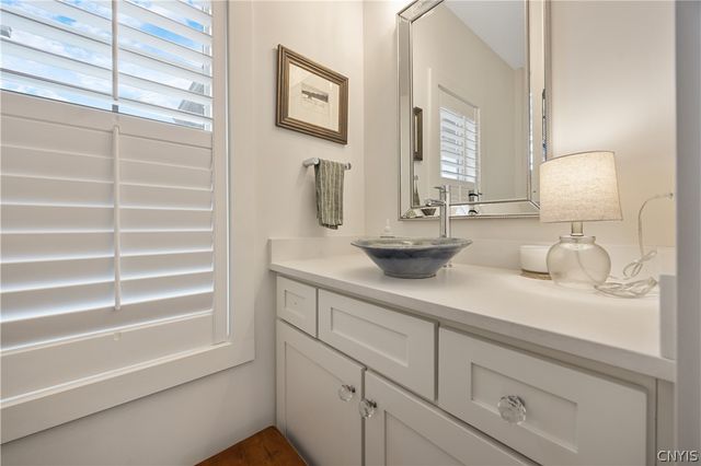 111 Left Field, Manlius, NY 13104