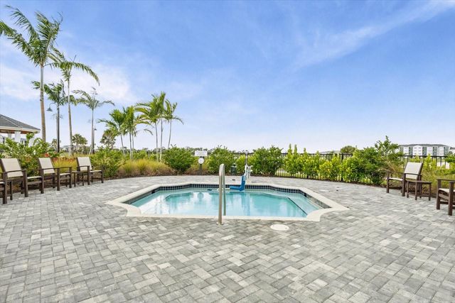 17585 BORACAY COURT 2-102, Venice, FL 34293