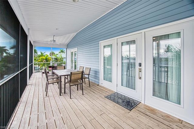 431 Lazy WAY, Fort Myers Beach, FL 33931