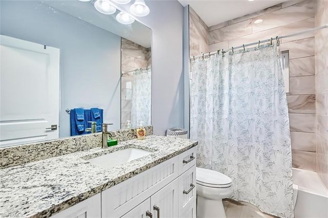 431 Lazy WAY, Fort Myers Beach, FL 33931