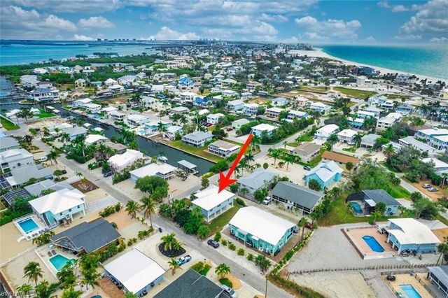 431 Lazy WAY, Fort Myers Beach, FL 33931