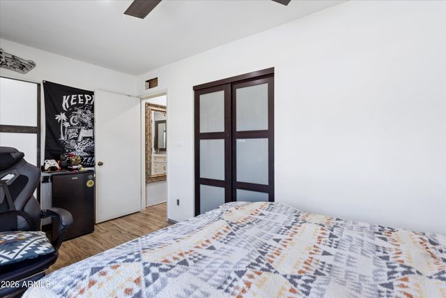 2914 E BERYL Avenue, Phoenix, AZ 85028