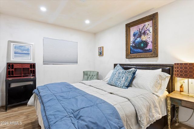 2914 E BERYL Avenue, Phoenix, AZ 85028
