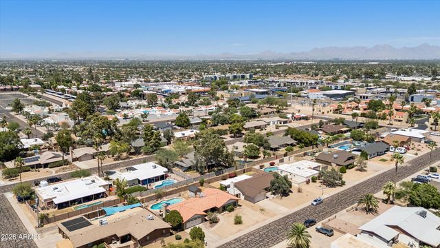 2914 E BERYL Avenue, Phoenix, AZ 85028
