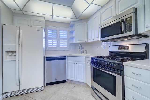 6020 SHORE BOULEVARD S 503, Gulfport, FL 33707