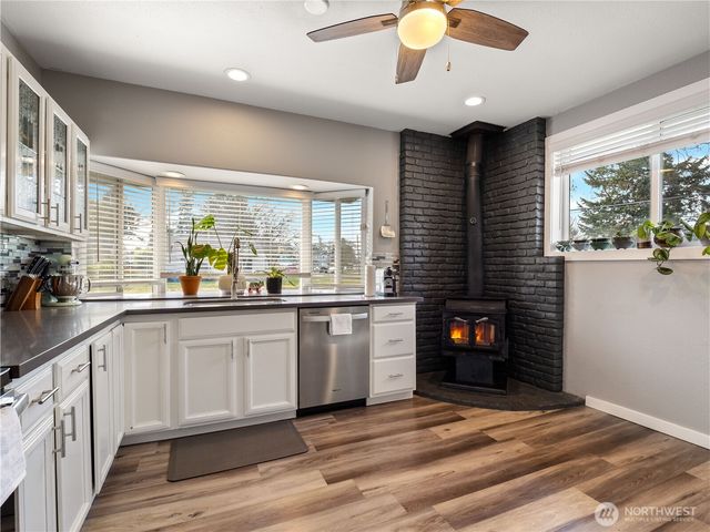 11615 Sheridan Avenue S, Tacoma, WA 98444