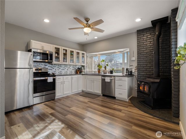 11615 Sheridan Avenue S, Tacoma, WA 98444