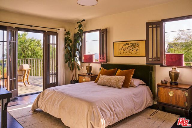 948 Elyria Drive, Los Angeles, CA 90065