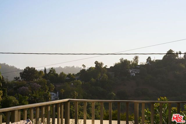 948 Elyria Drive, Los Angeles, CA 90065