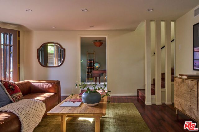 948 Elyria Drive, Los Angeles, CA 90065