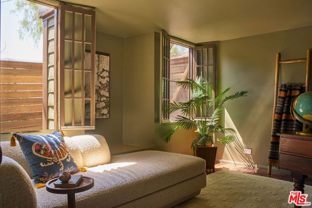 948 Elyria Drive, Los Angeles, CA 90065