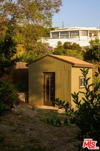 948 Elyria Drive, Los Angeles, CA 90065