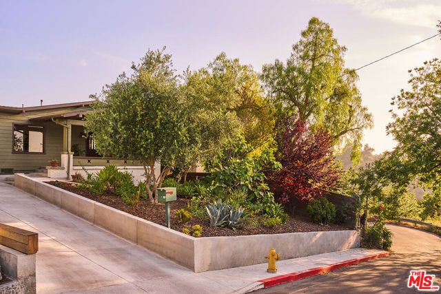 948 Elyria Drive, Los Angeles, CA 90065