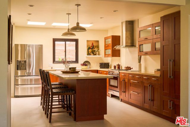 948 Elyria Drive, Los Angeles, CA 90065