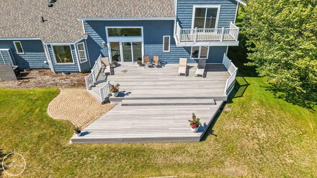 1600 N Channel Drive, Harsens Island, MI 48028
