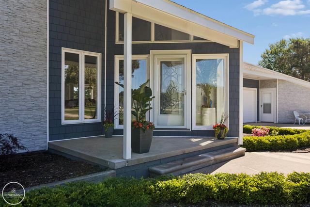 1600 N Channel Drive, Harsens Island, MI 48028