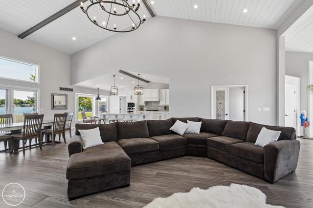1600 N Channel Drive, Harsens Island, MI 48028