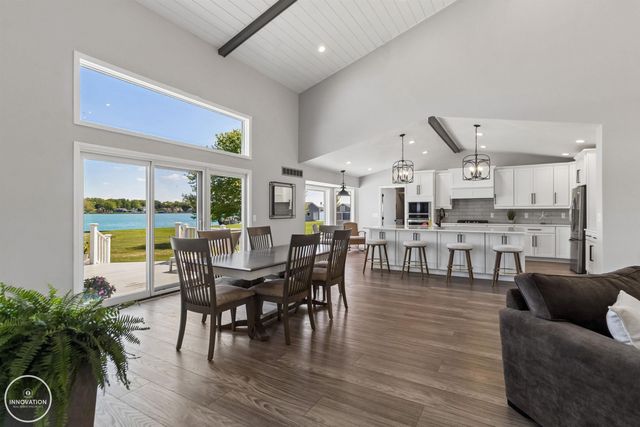 1600 N Channel Drive, Harsens Island, MI 48028