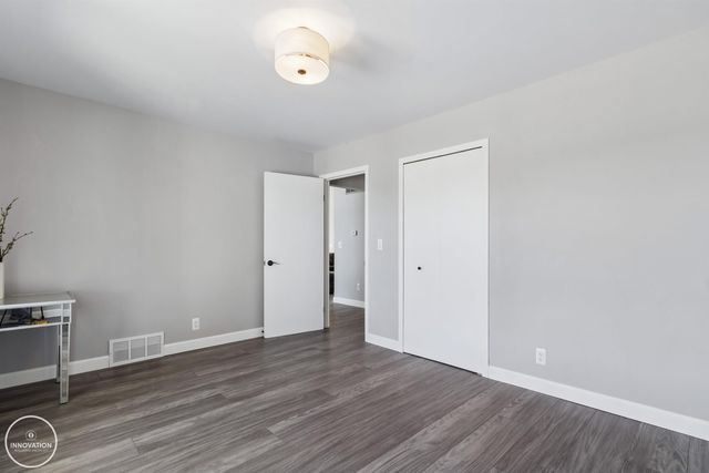 1600 N Channel Drive, Harsens Island, MI 48028