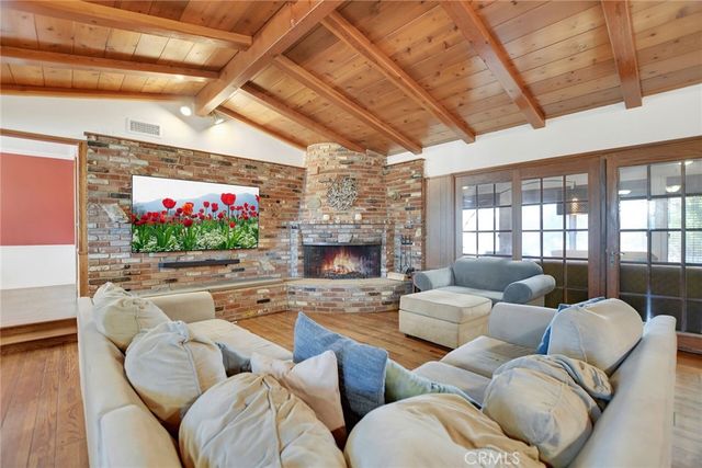 510 Fernshaw, La Verne, CA 91750