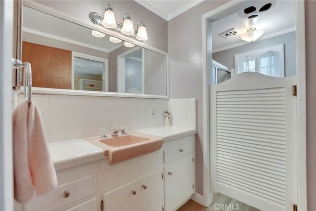 510 Fernshaw, La Verne, CA 91750