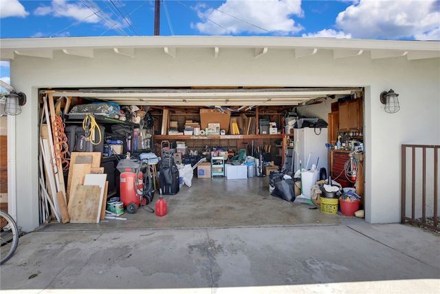 510 Fernshaw, La Verne, CA 91750