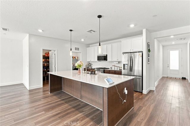 5846 E Truman, Fresno, CA 93727
