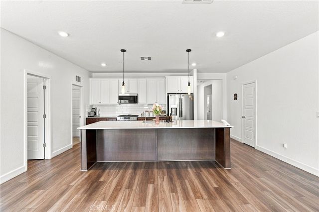5846 E Truman, Fresno, CA 93727