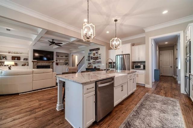 6118 Golf View Court, Jefferson, GA 30549