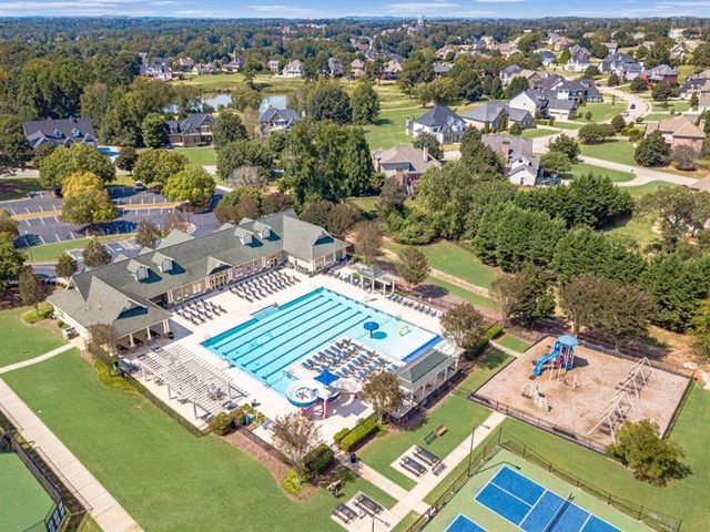 6118 Golf View Court, Jefferson, GA 30549