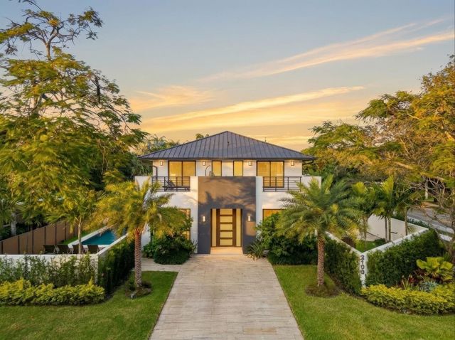 2103 Bayview Drive, Fort Lauderdale, FL 33305