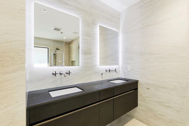 2103 Bayview Drive, Fort Lauderdale, FL 33305