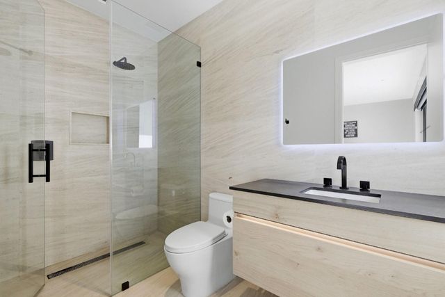 2103 Bayview Drive, Fort Lauderdale, FL 33305