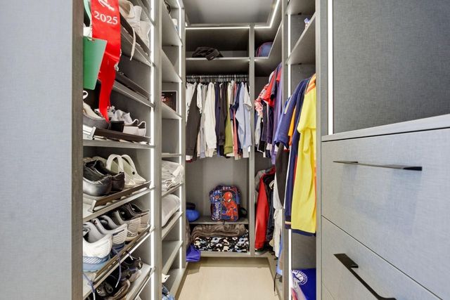 2103 Bayview Drive, Fort Lauderdale, FL 33305