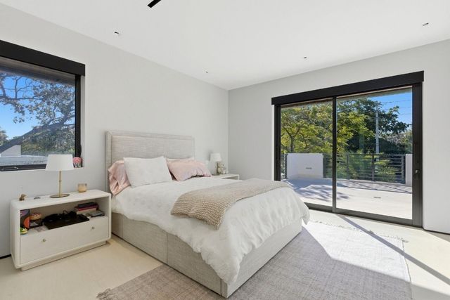 2103 Bayview Drive, Fort Lauderdale, FL 33305