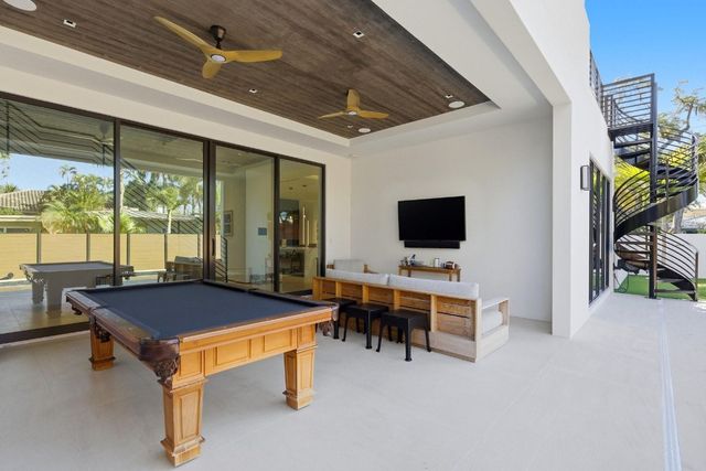 2103 Bayview Drive, Fort Lauderdale, FL 33305