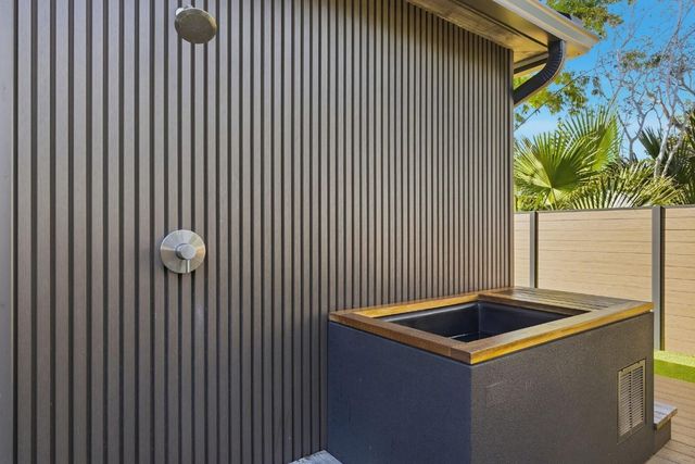 2103 Bayview Drive, Fort Lauderdale, FL 33305