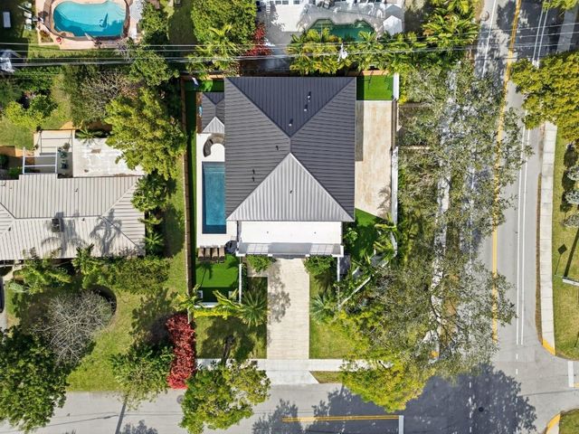 2103 Bayview Drive, Fort Lauderdale, FL 33305