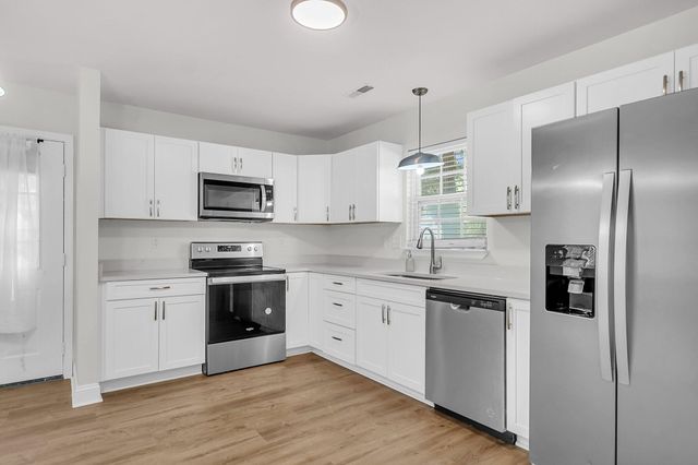 738 Spark Street, Mount Pleasant, SC 29464